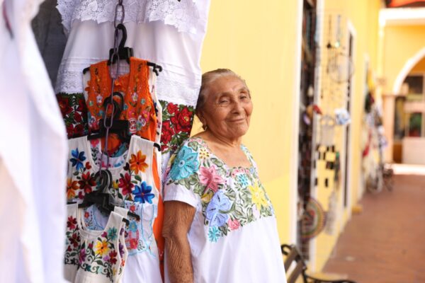Gobierno del Estado impulsa rutas culturales en el oriente de Yucatán para fortalecer el turismo local y generar desarrollo en comunidades cercanas a zonas arqueológicas, cenotes y centros artesanales.