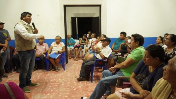 El delegado Rogerio Castro Vázquez informó que Yucatán avanza con 62% de asambleas comunitarias del programa Faispiam, que destina 300 millones de pesos directamente a comisarías indígenas y afromexicanas. También se integran comités para vigilar las becas Benito Juárez y se reportan avances del Censo Salud y Bienestar.